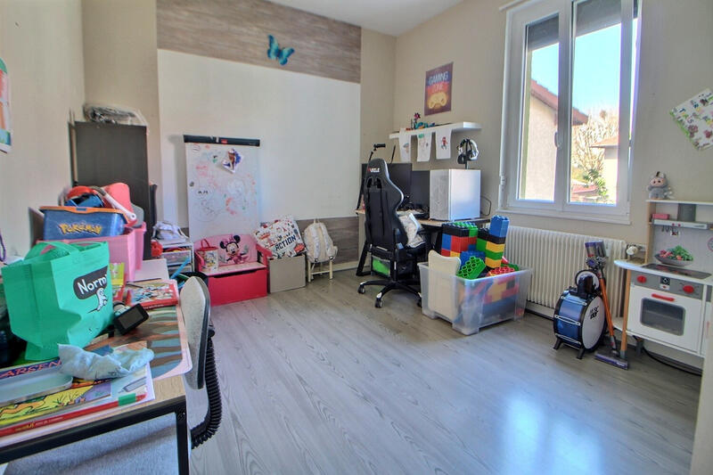 Maison - 130 m² - 7 pièces