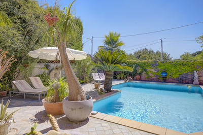 Villa - 214 m² - 6 pièces