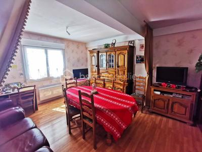 Immeuble - 188 m² - 11 pièces