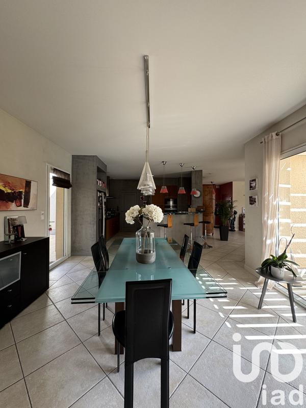 Maison de maîtres - 260 m² - 10 pièces