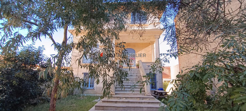 Maison ancienne - 510 m² - 13 pièces