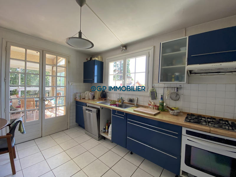 Maison - 180 m² - 6 pièces