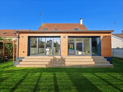 Maison - 150 m² - 7 pièces