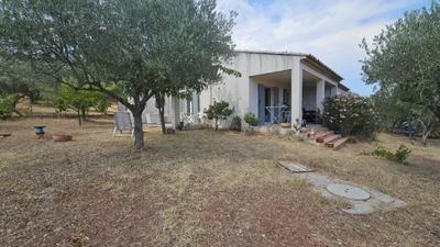 Maison - 98 m² - 4 pièces