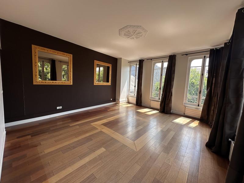 Appartement - 116 m² - 5 pièces