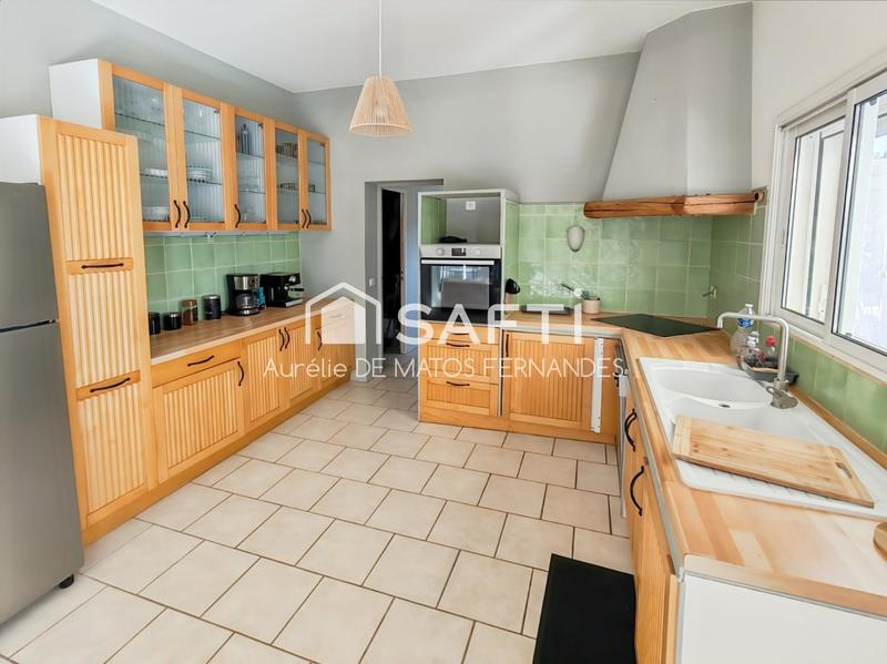 Maison - 150 m² - 5 pièces