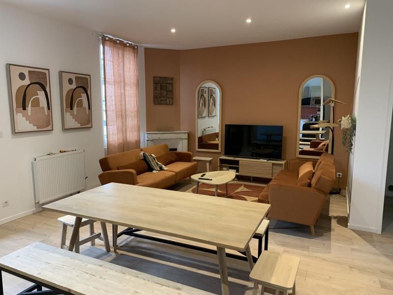 Maison - 350 m² - 15 pièces