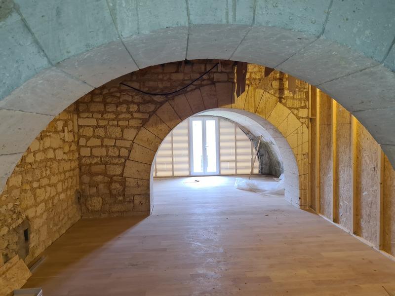 Maison - 220 m² - 6 pièces