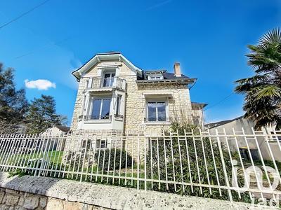 Maison - 153 m² - 7 pièces