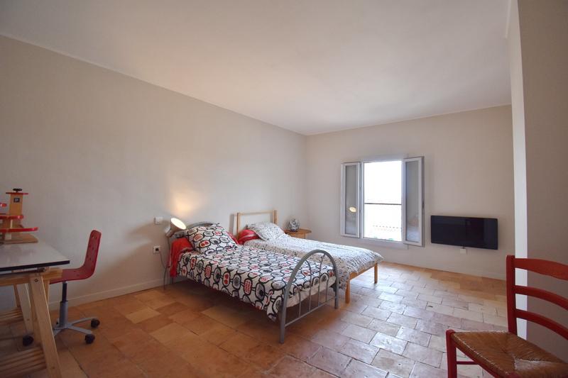 Maison - 392 m² - 12 pièces