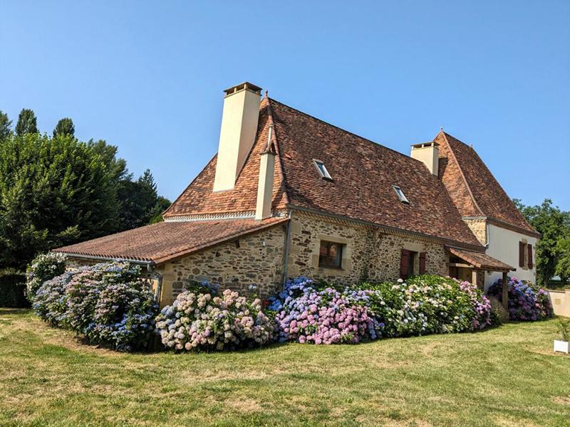 Maison - 260 m² - 6 pièces