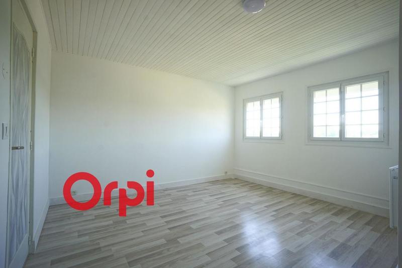 Maison - 225 m² - 7 pièces