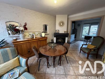 Maison - 94 m² - 4 pièces