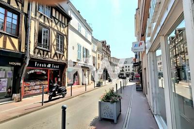 Maison - 186 m² - 6 pièces