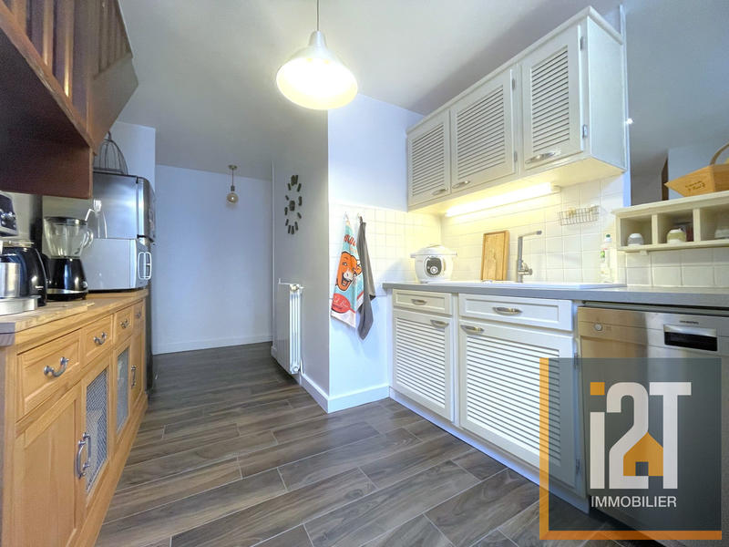 Appartement - 145 m² - 7 pièces