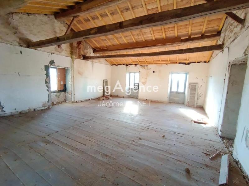 Maison - 400 m² - 16 pièces