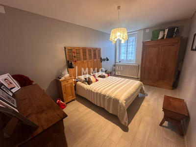 Maison - 160 m² - 5 pièces