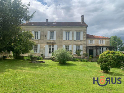Viager - Maison - 395 m² - 8 pièces