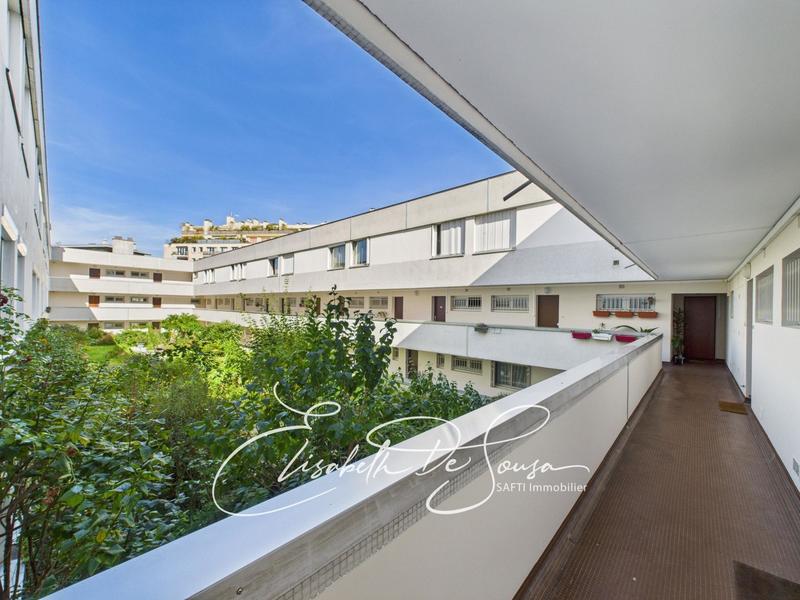 Appartement - 72 m² - 4 pièces