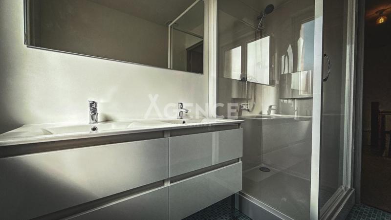 Maison - 101 m² - 5 pièces