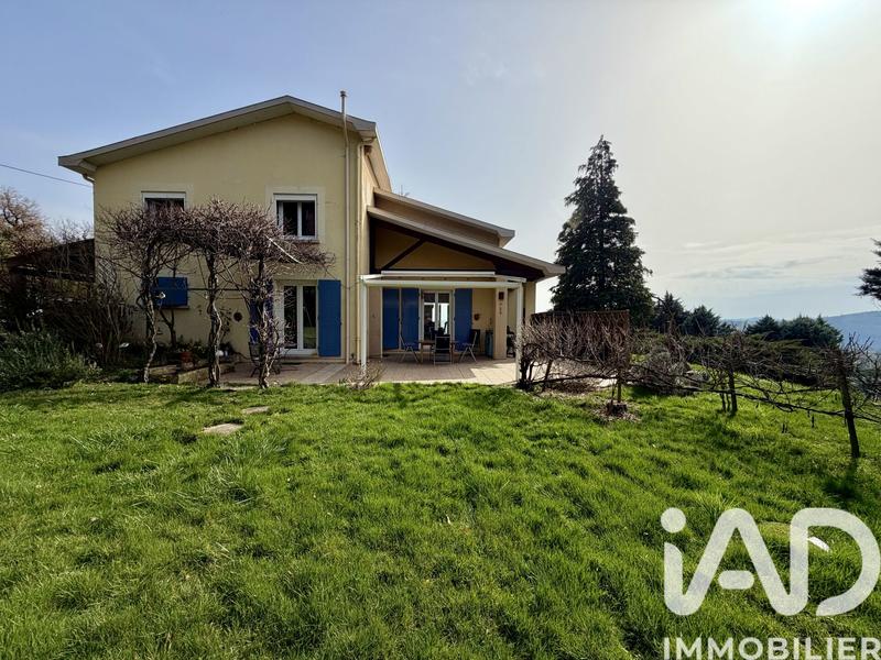 Maison - 200 m² - 6 pièces