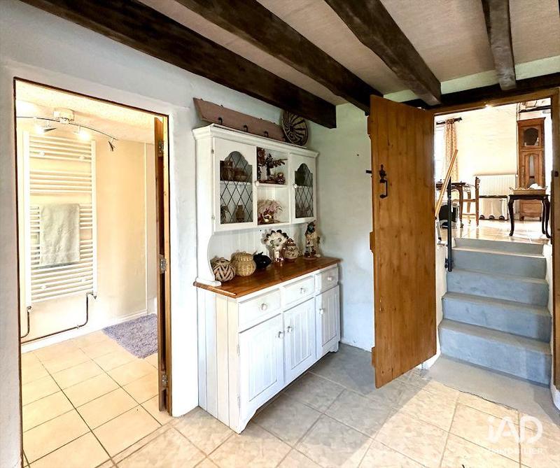 Maison - 222 m² - 7 pièces