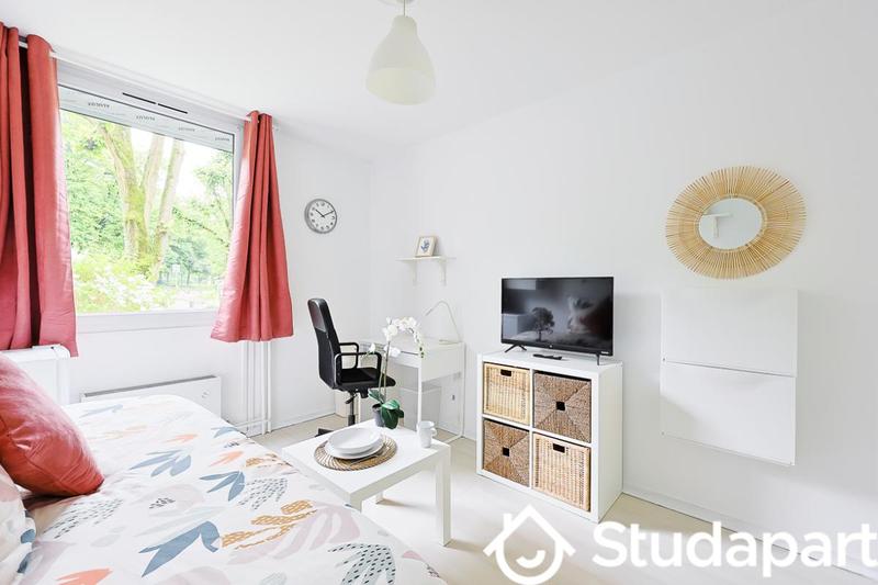 Chambre - 10 m² - 1 pièce