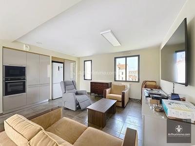 Appartement - 155 m² - 6 pièces