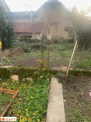 Maison - 270 m² - 15 pièces