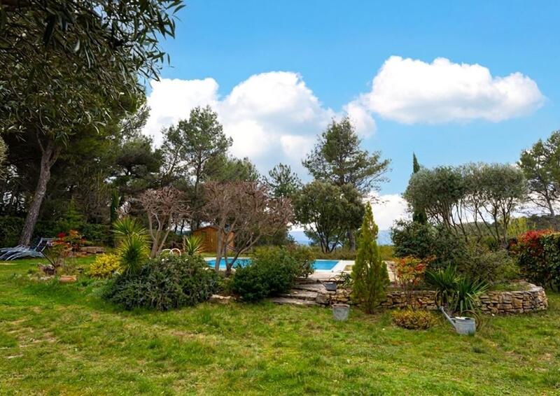 Maison traditionnelle - 160 m² - 7 pièces