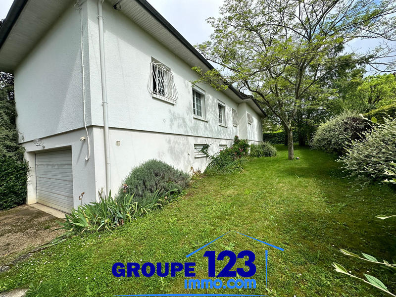 Maison - 198 m² - 5 pièces