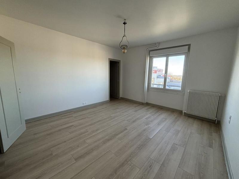 Appartement - 155 m² - 6 pièces