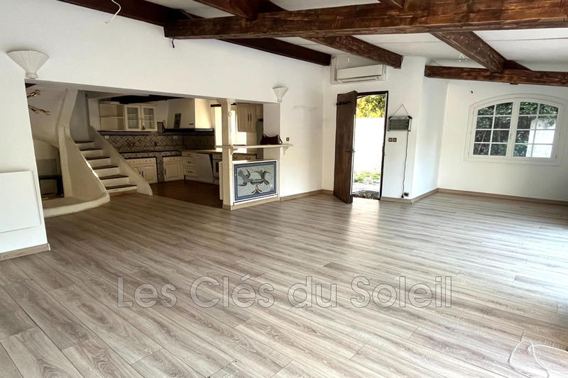 Maison - 110 m² - 7 pièces