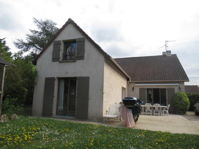 Maison - 160 m² - 8 pièces