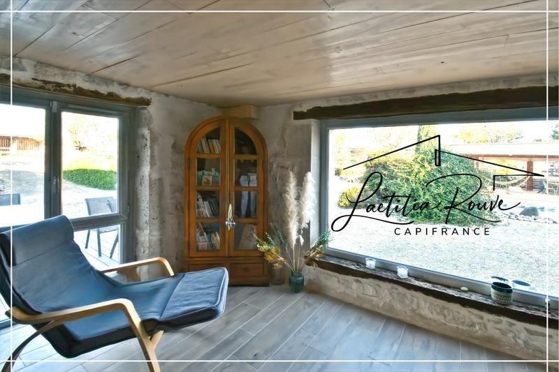 Maison - 370 m² - 8 pièces