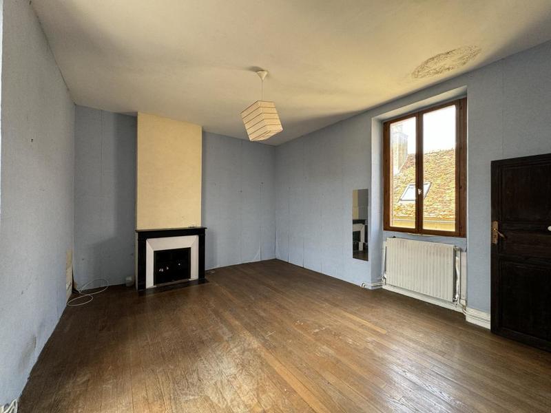 Maison - 274 m² - 9 pièces