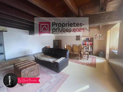 Maison - 216 m² - 6 pièces