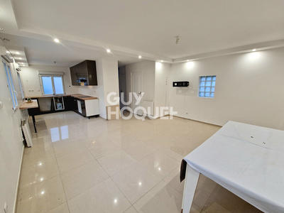 Maison - 80 m² - 5 pièces