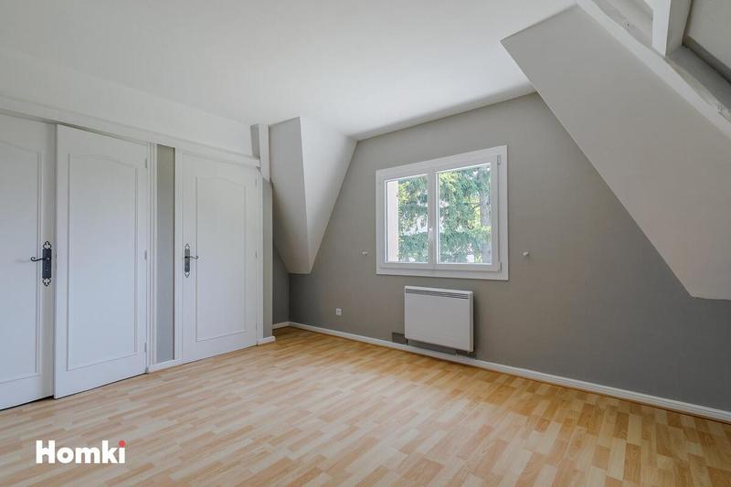 Maison - 140 m² - 6 pièces