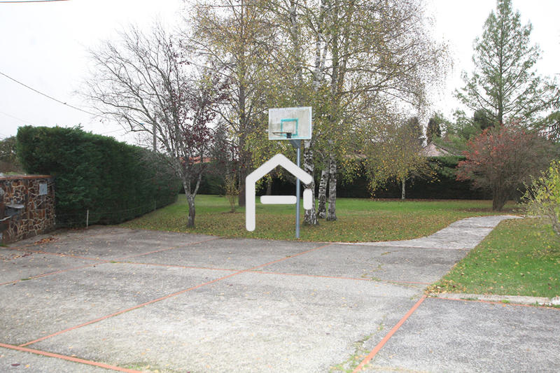 Maison - 152 m² - 6 pièces