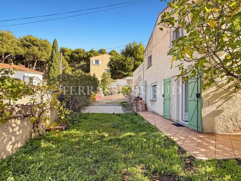 Maison - 98 m² - 5 pièces