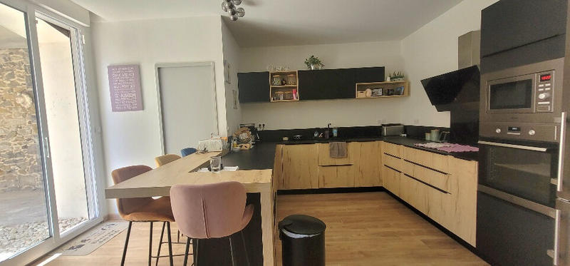 Maison de village - 157 m² - 8 pièces