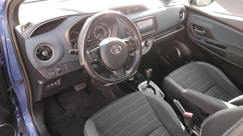 Toyota Yaris III 1.5 VVTi Hybrid 100h E-Cvt Collection