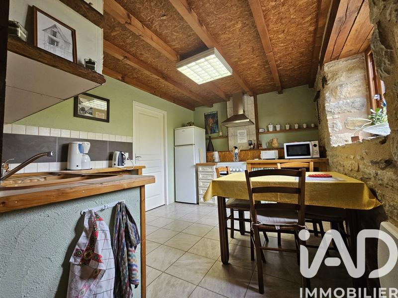 Maison - 372 m² - 14 pièces