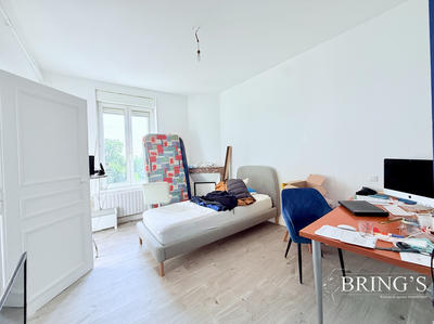 Appartement - 130 m² - 3 pièces