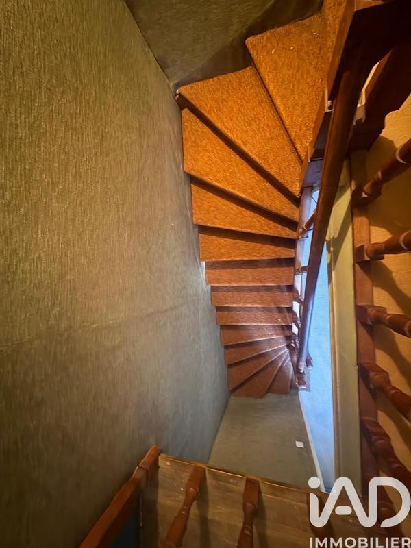 Maison de ville - 230 m² - 10 pièces