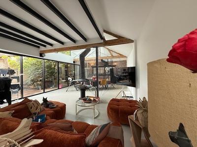 Atelier d'activités - 245 m² - 7 pièces