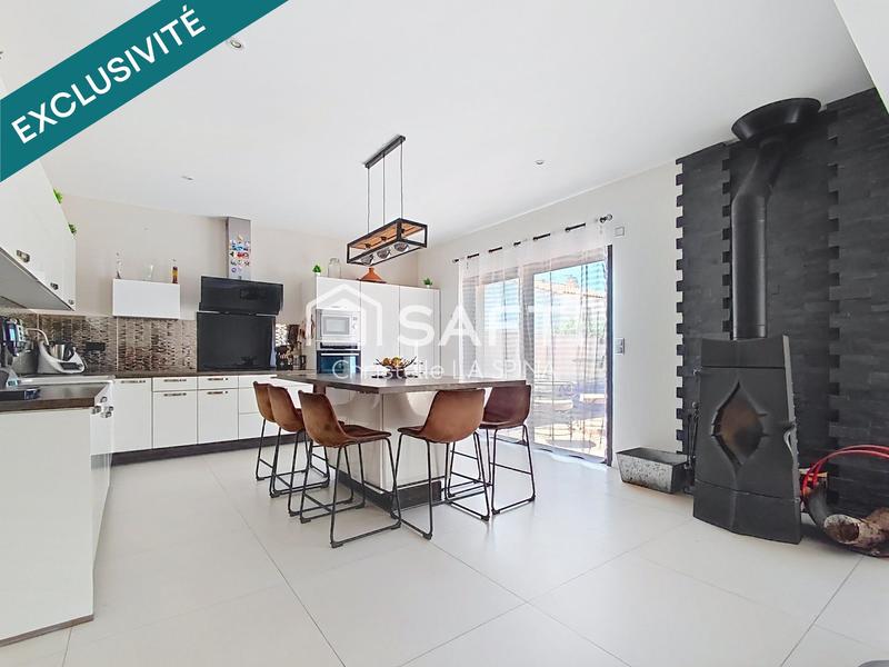 Maison - 185 m² - 6 pièces