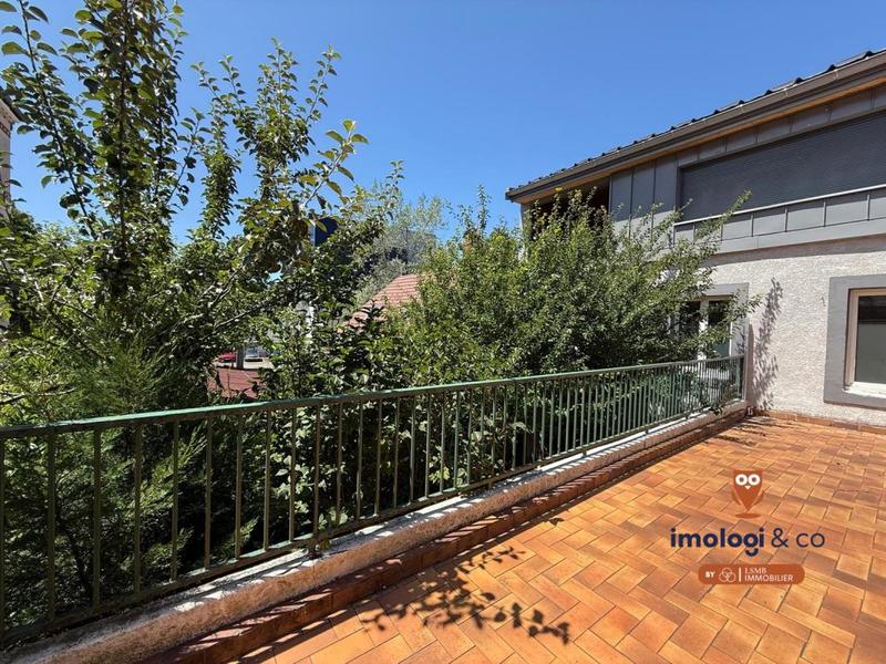 Maison - 101 m² - 4 pièces