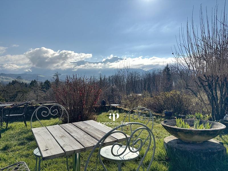 Maison - 345 m² - 12 pièces